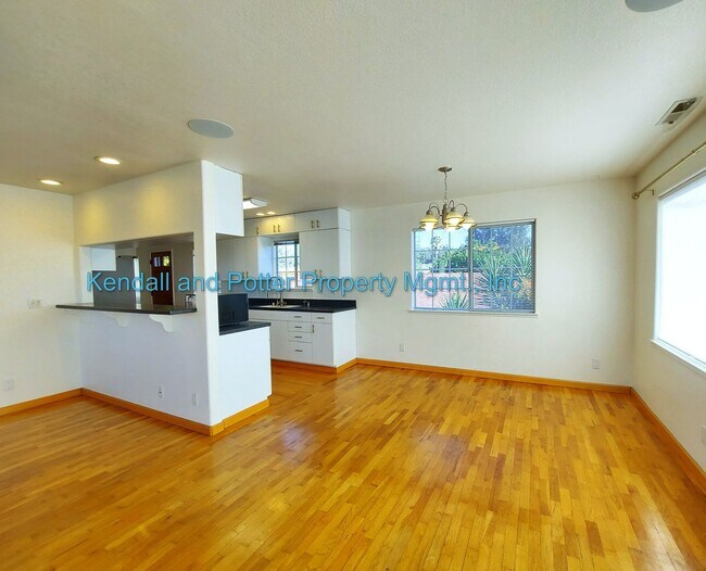 Building Photo - Wonderful 3+ Bed/2 Bath Home in Soquel