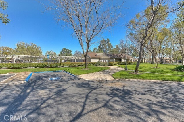 Building Photo - 3640 Honeyglen Way
