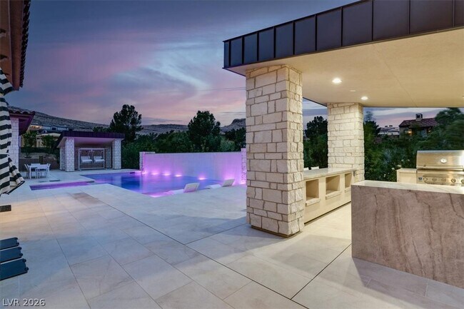Building Photo - 20 Pebble Hills Ct