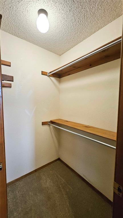 Building Photo - 10417 Fairfax Ln