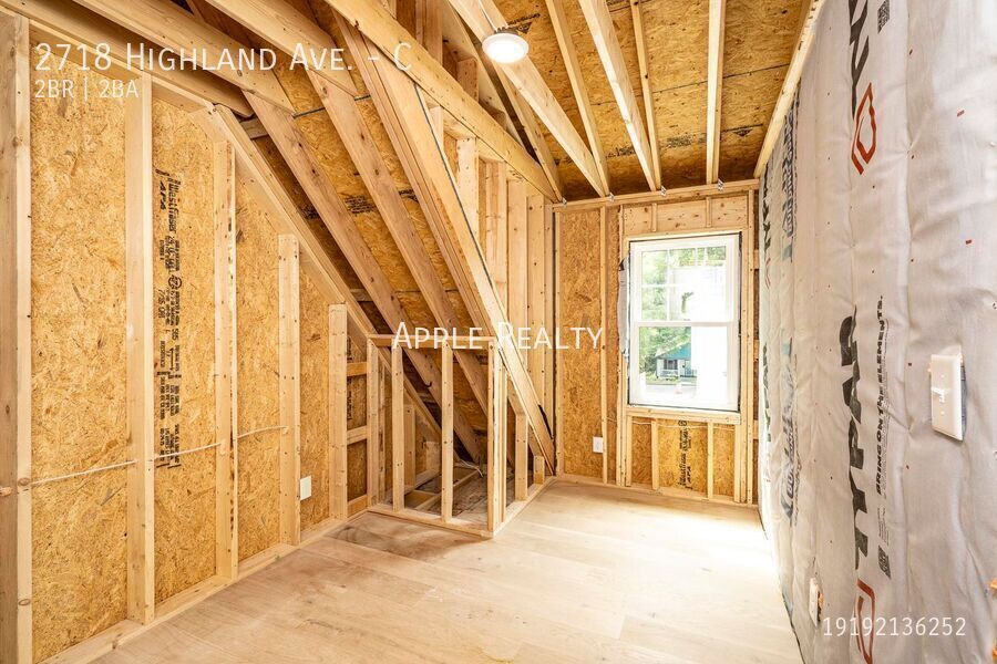 Building Photo - 2718 Highland Ave
