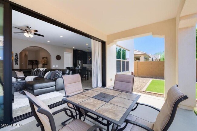 Building Photo - 5104 S Salk Ln