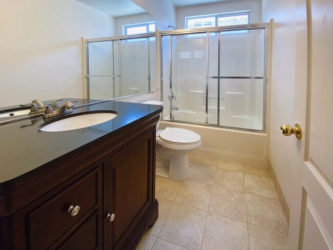 Building Photo - Stunning Two-Story 3 Bedroom, 2.5 Bath Hom...