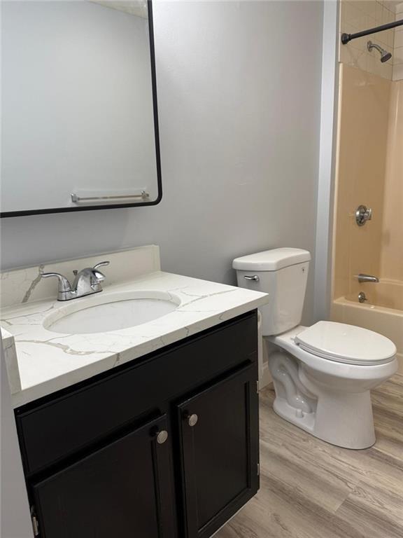 Building Photo - 61 Esten Ave