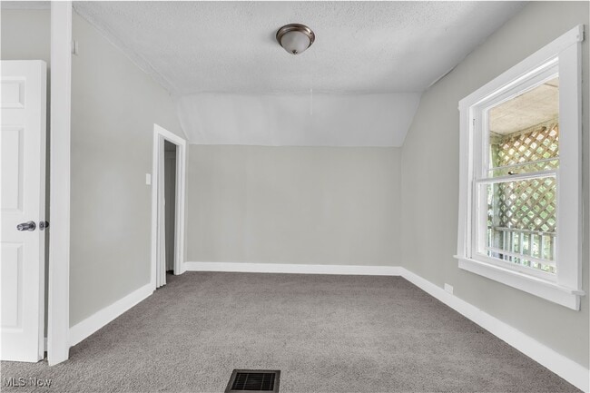 Building Photo - 3153 W 88th St