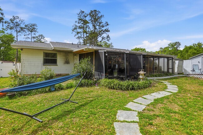 Building Photo - 4731 NW 39th St