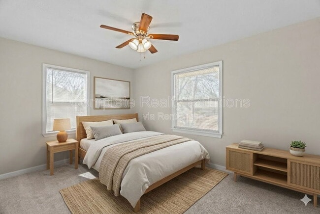 Building Photo - 9750 Lorna Ln