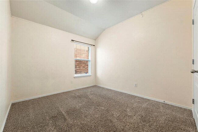 Building Photo - 1207 Cherrywood