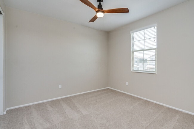 Building Photo - Amazing 2 Story with 4-Bedroom, 2.5-Bath Home in Saguaro Trails – Modern Comfort & Prime Location!