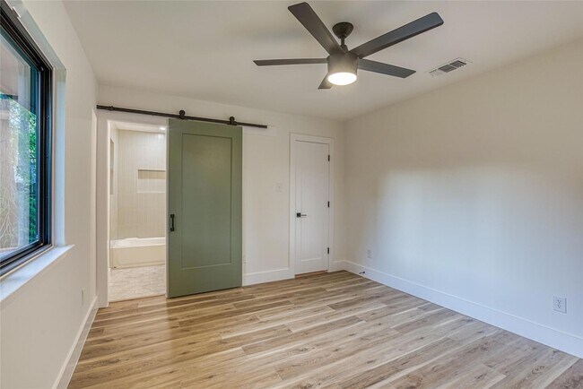 Building Photo - 13126 Mill Stone Dr