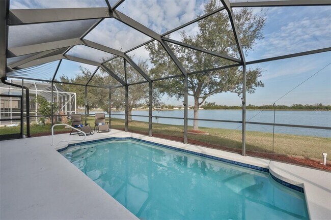 Building Photo - 823 Seminole Sky Dr
