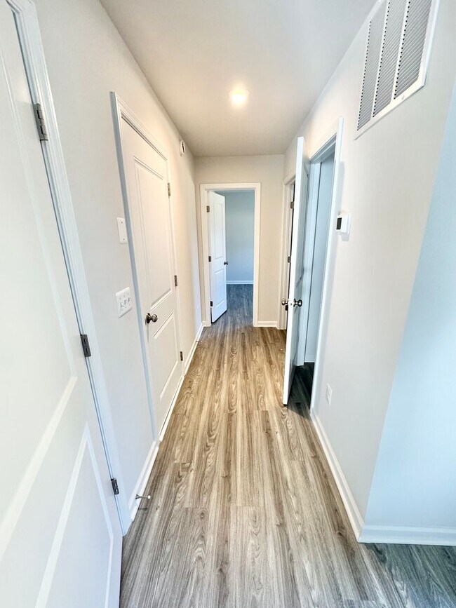 Building Photo - BRAND NEW HOME CLOSE TO CHARLOTTESVILLE