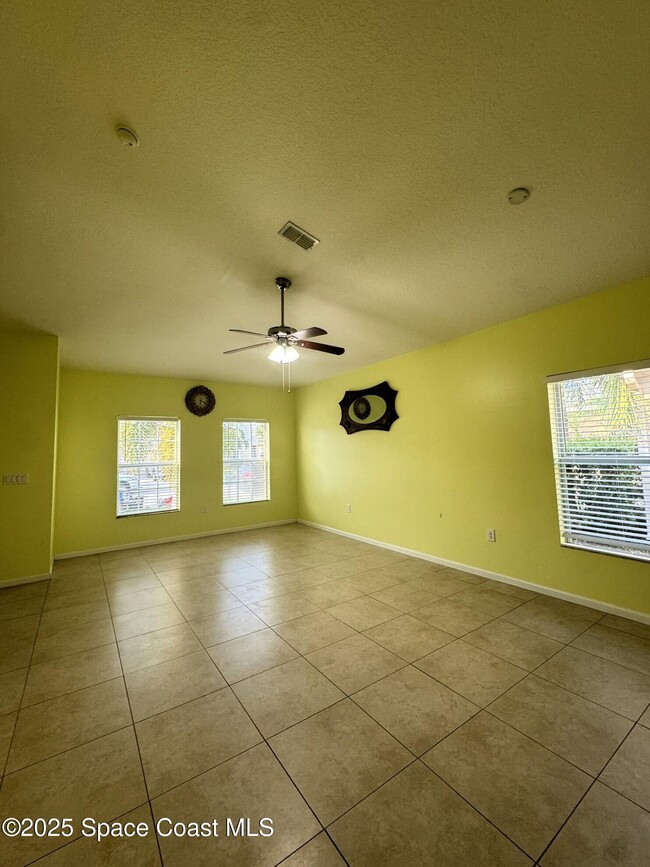 Building Photo - 3740 Aria Dr