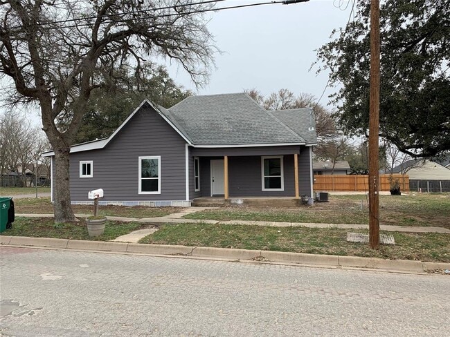 Building Photo - 791 W Long