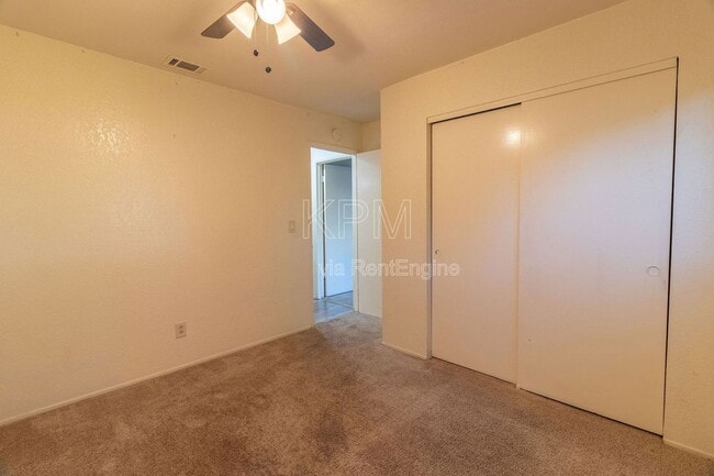 Building Photo - 5626 Blackoak Ct
