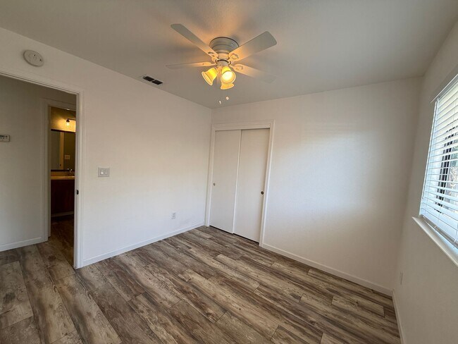 Building Photo - 243 Rio Mesa Ct
