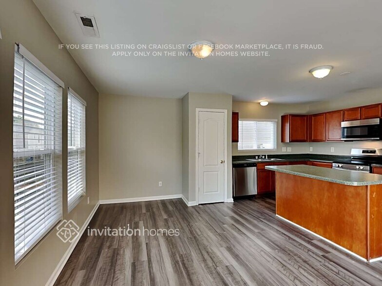 Building Photo - 1117 Tellis Dr