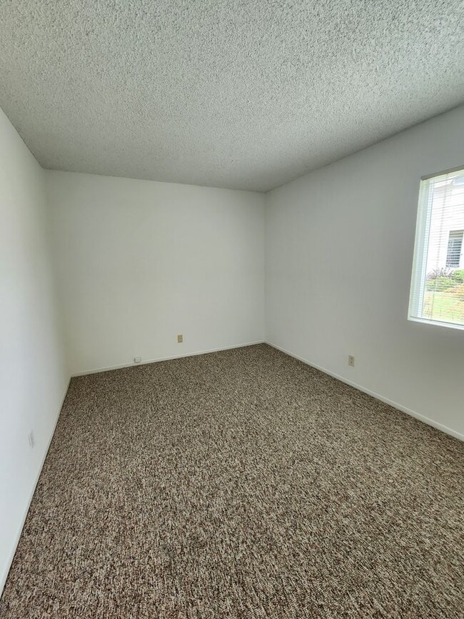 Building Photo - Adorable Shell Beach Home in Gorgeous Ocean View Community- Tons of Amenities!