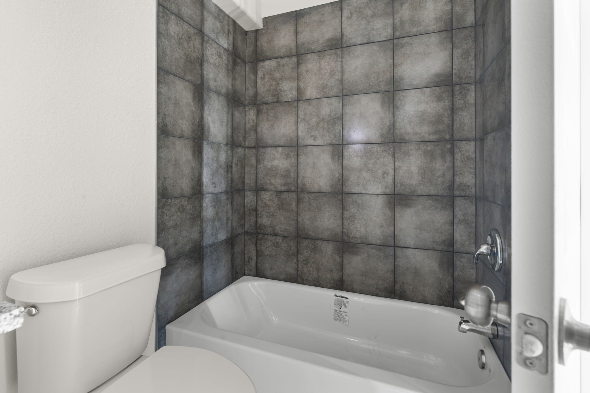 Building Photo - 802 Old Wise Rd