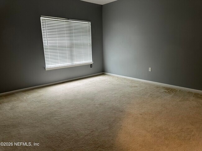 Building Photo - 9744 Summer Grove Way W