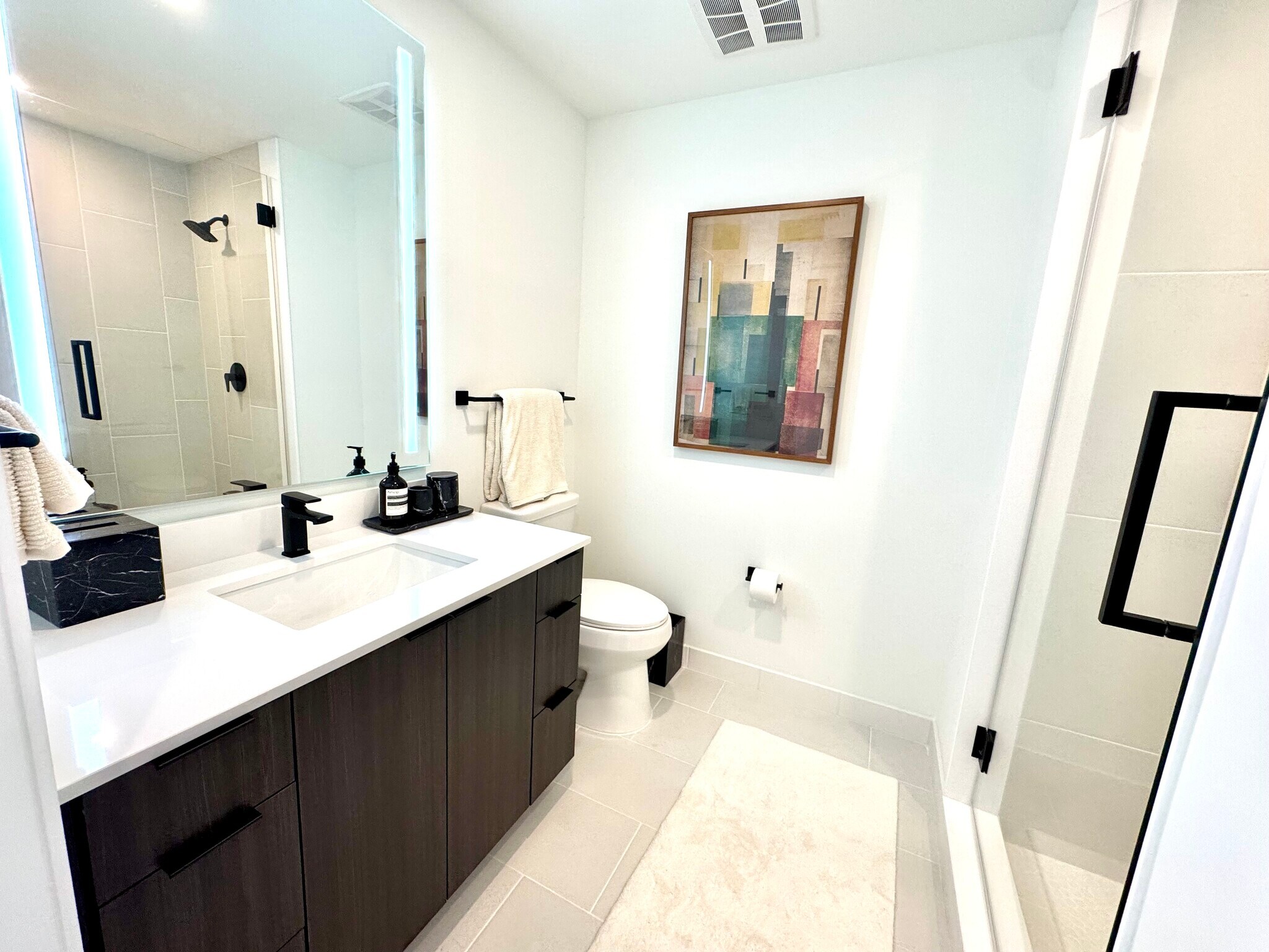 Building Photo - 1940 NW 2nd Ct