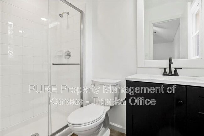 Building Photo - 12908 W 102nd St