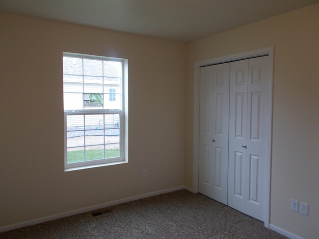 Building Photo - 3 Bed/ 2 Bath/ 2 Car Garage Newer Construction in Billings Heights