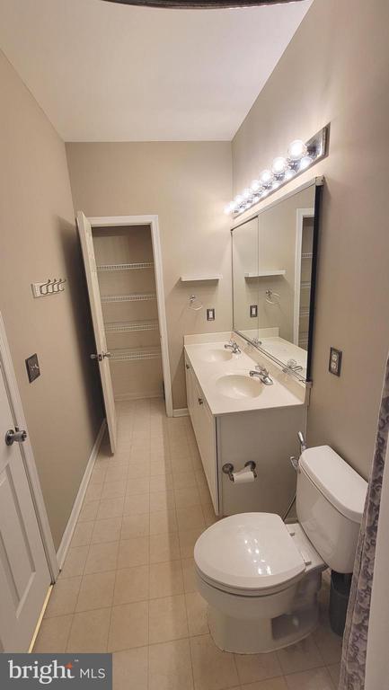 Building Photo - 20479 Greymont Terrace