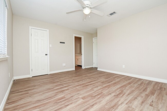 Building Photo - 4606 Whispering Rock Ln