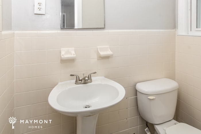 Building Photo - 3416 Truman St