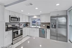 Building Photo - 455 Bayside Ave