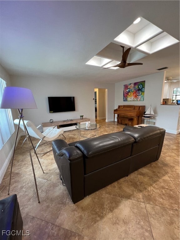 Building Photo - 852 NE 7th Pl