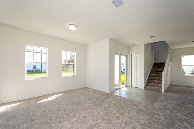 Building Photo - 4385 SW 123rd Ln