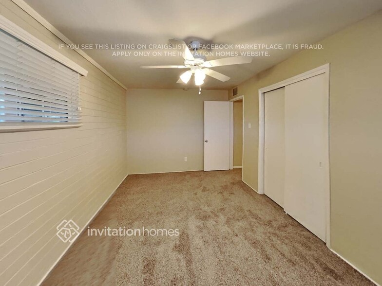 Building Photo - 3036 W Elm St