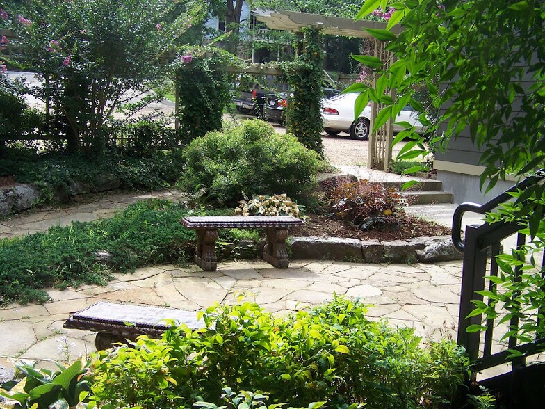 Building Photo - 255 Fletcher Ave