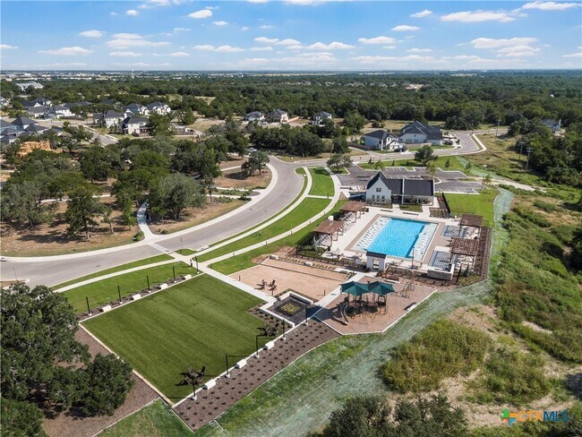 Building Photo - 209 Villars Dr