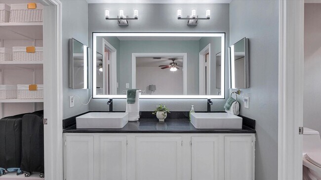 Building Photo - 2608 Bering Dr
