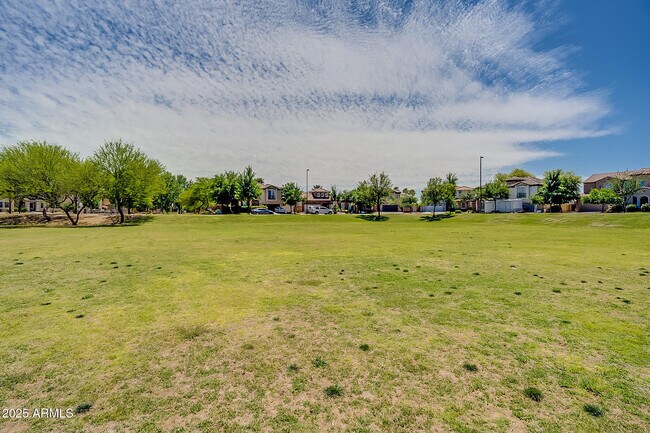 Building Photo - 4711 E Buckboard Ct