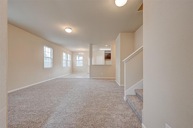 Building Photo - 10118 MARIPOSA GREEN CT