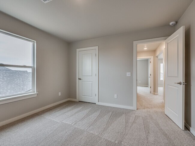 Building Photo - Beautiful home in Edmond
