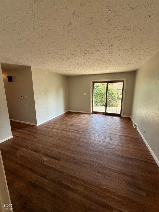 Building Photo - 2173 Newcomer Ln