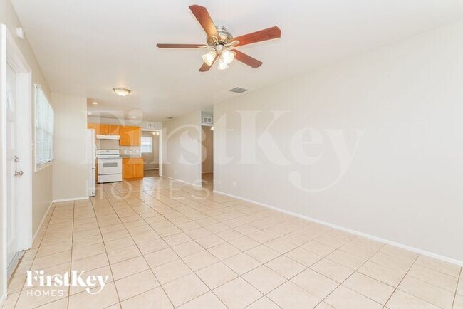 Building Photo - 5111 96th Terrace N