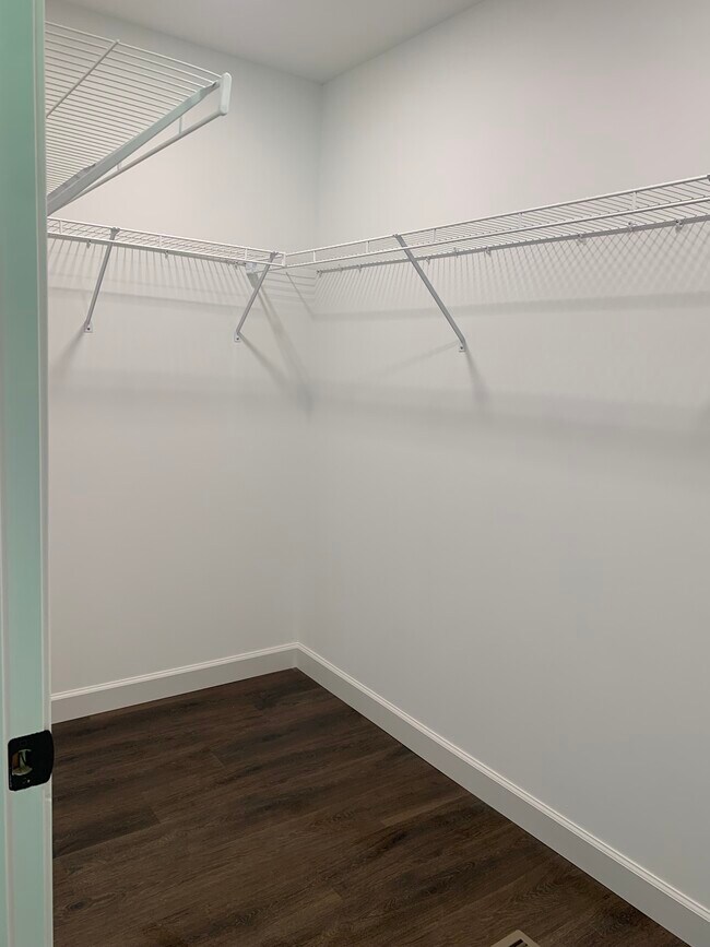 Primary Closet - 894 Caleb Xing