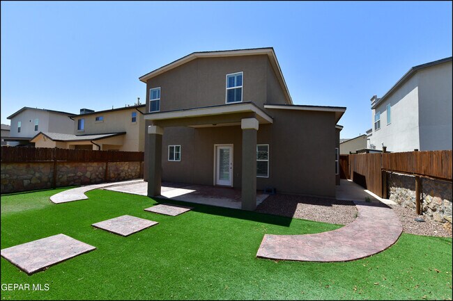 Building Photo - 6933 Copper Town Dr