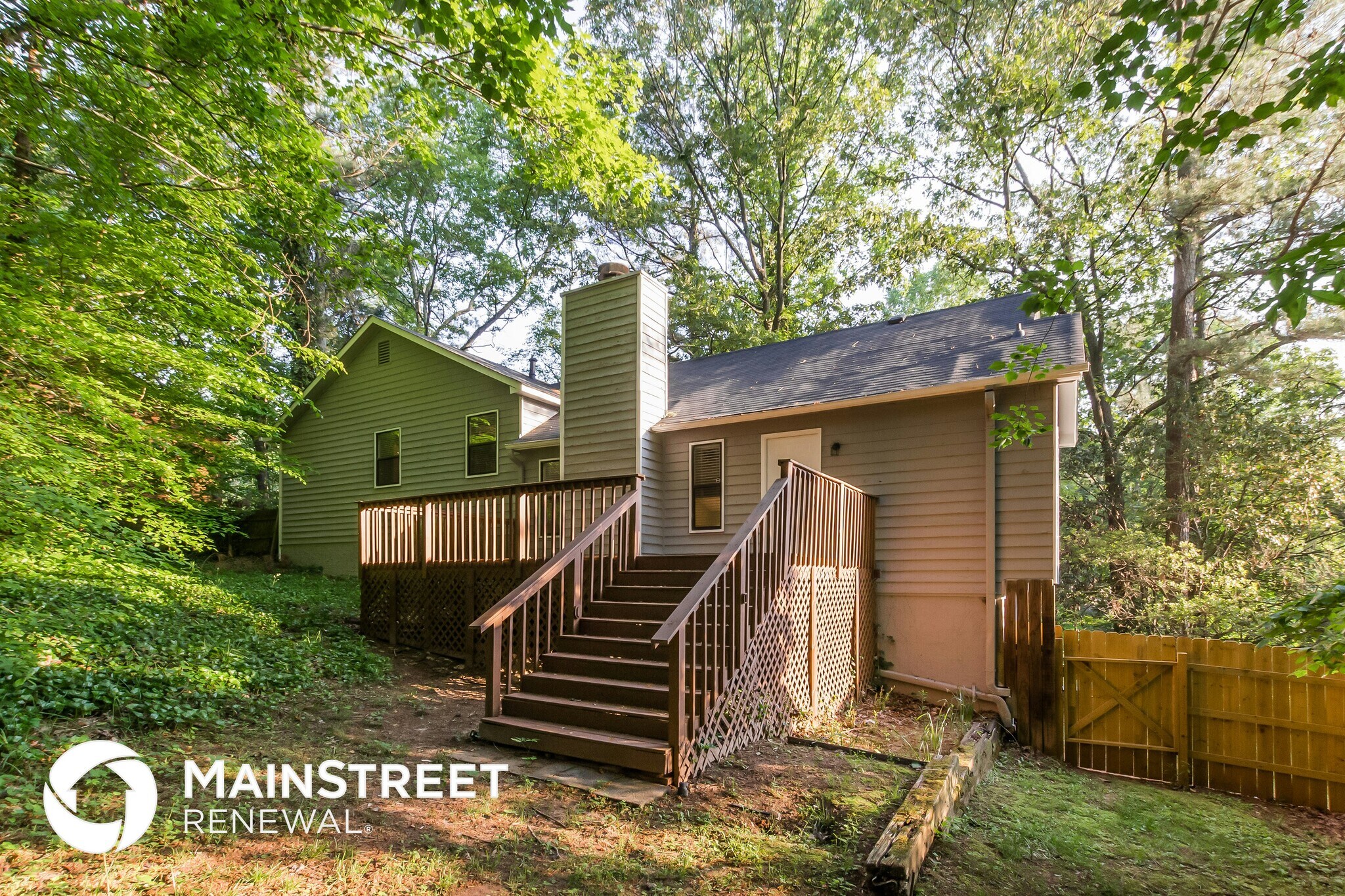 Building Photo - 1141 Reading Dr NW