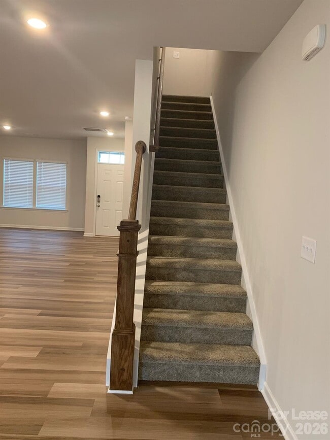 Building Photo - 446 Sagecroft Ln