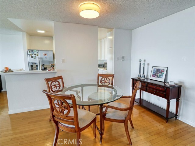 Building Photo - 6542 Ocean Crest Dr