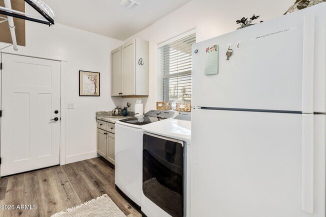 Building Photo - 3912 S Kyrene Rd