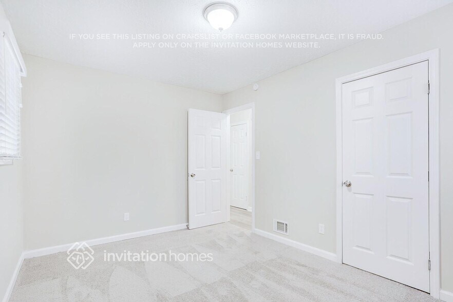 Building Photo - 2822 Battle Forrest Dr