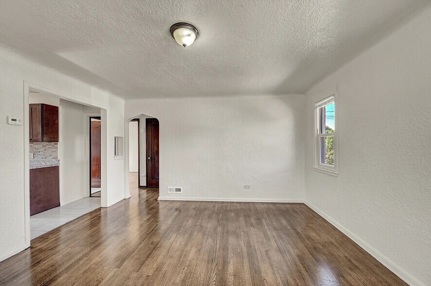 Building Photo - 3046 Bruce Randolph Ave